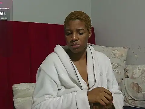 Snapshot of Pussycat89x chatting on April 2026 09:40:02 PM Pussycat89x online show from April 2026 09:40:02 PM