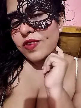 Maskedcurves online show from April 2026 06:09:02 AM