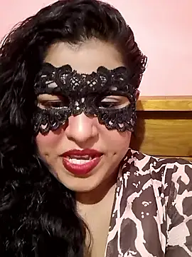 Maskedcurves online show from April 2026 05:58:01 AM