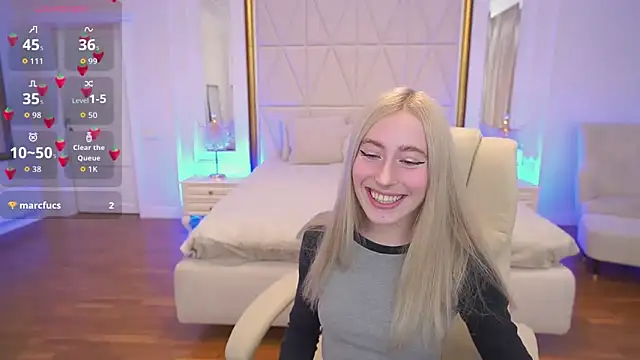 MelaniiePlay online show from April 2026 03:30:02 PM