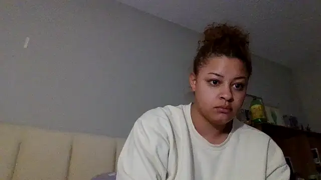 madzbailey online show from May 2026 11:04:01 PM