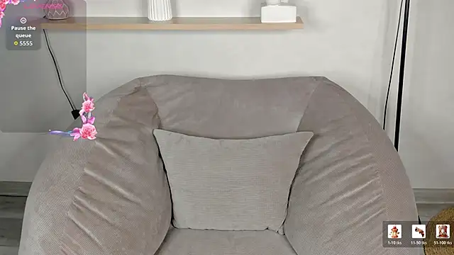 Amy-Desiree online show from April 2026 12:39:01 AM