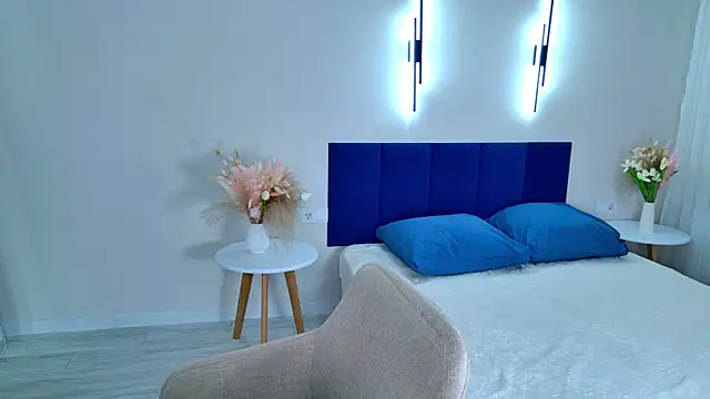 Eva Saylor online show from May 2026 11:03:02 AM