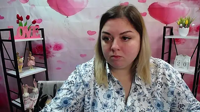 AdelinaMaster online show from April 2026 05:03:02 PM