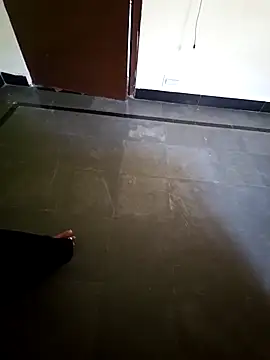 Snapshot of gshma200 chatting on April 2026 05:45:02 AM gshma200 online show from April 2026 05:45:02 AM