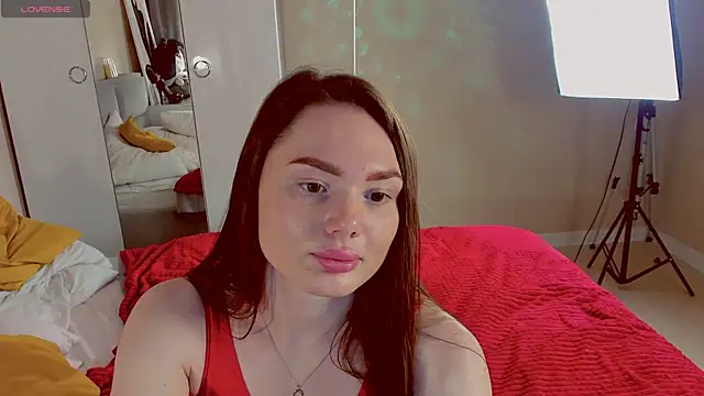 Aphrodite Portman online show from April 2026 04:42:01 AM