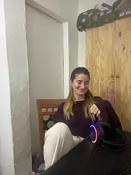 Malvitaxx online show from April 2026 12:28:01 AM