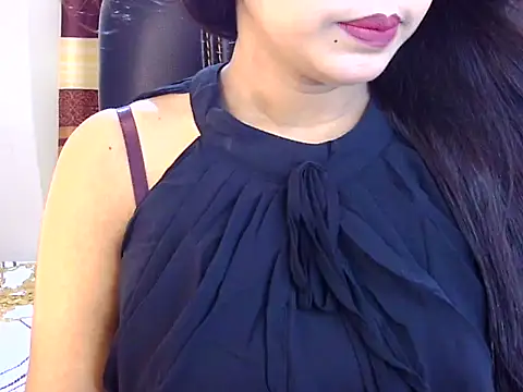 Noor Zarin online show from May 2026 07:06:02 PM