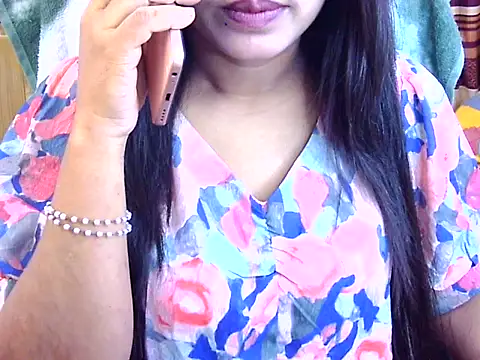 Noor Zarin online show from June 2026 06:02:01 PM