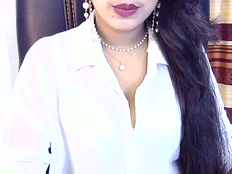 Noor Zarin online show from May 2026 08:23:01 PM