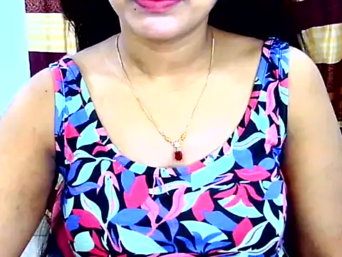 Noor Zarin online show from April 2026 10:34:02 PM
