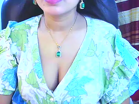Noor Zarin online show from April 2026 05:42:01 PM
