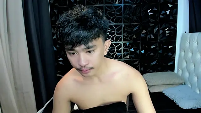 xloverbigcock online show from April 2026 04:42:01 AM