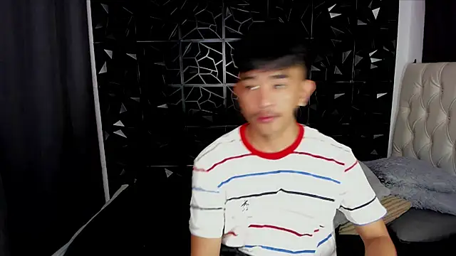 xloverbigcock online show from April 2026 05:25:02 AM