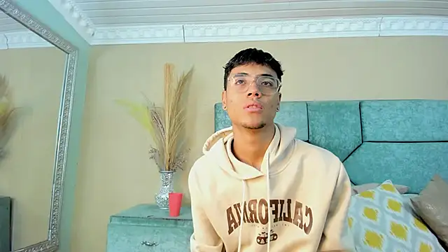 DannTaylor online show from April 2026 12:01:01 PM
