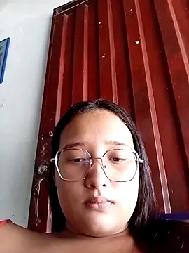 naughty girl hot  online show from April 2026 06:37:02 PM