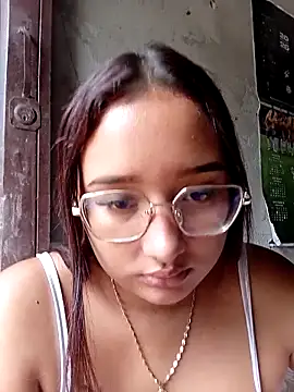 naughty girl hot  online show from April 2026 02:22:01 PM