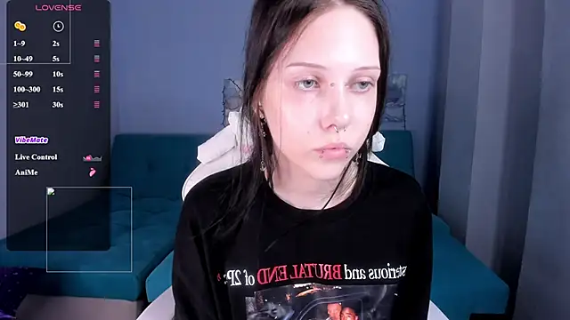 Snapshot of SugarBunny18 chatting on June 2026 03:15:02 AM SugarBunny18 online show from June 2026 03:15:02 AM