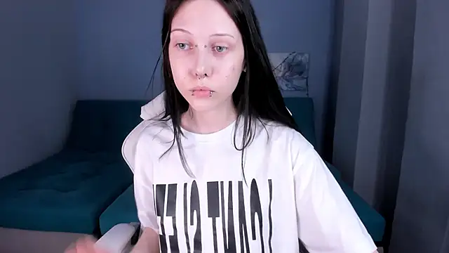 SugarBunny18 online show from May 2026 05:02:01 AM