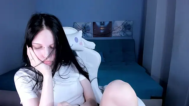 Snapshot of SugarBunny18 chatting on July 2026 04:37:02 AM SugarBunny18 online show from July 2026 04:37:02 AM