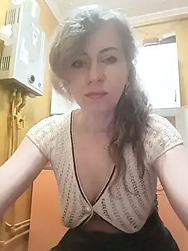 TaynaSecret online show from May 2026 08:34:01 PM
