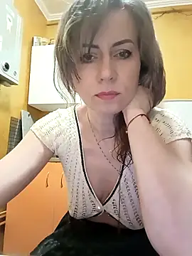 TaynaSecret online show from April 2026 08:38:02 PM