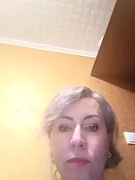 TaynaSecret online show from April 2026 05:08:02 PM