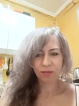 TaynaSecret online show from April 2026 09:06:01 PM