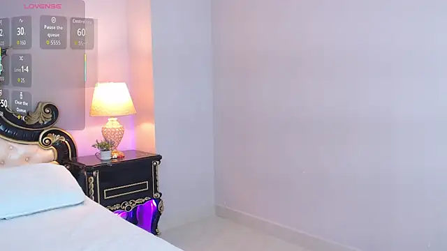 Snapshot of BonnyCandy chatting on April 2026 11:49:02 AM BonnyCandy online show from April 2026 11:49:02 AM