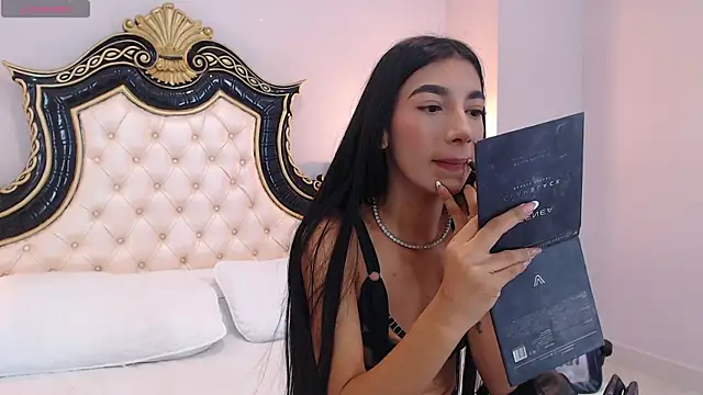 Snapshot of BonnyCandy chatting on April 2026 11:48:02 AM BonnyCandy online show from April 2026 11:48:02 AM