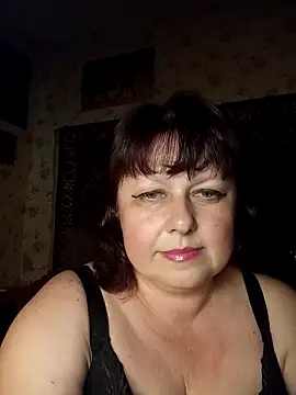 Snapshot of AuroKaria chatting on April 2026 12:39:02 PM AuroKaria online show from April 2026 12:39:02 PM