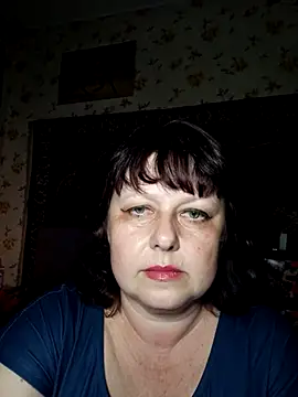 Snapshot of AuroKaria chatting on April 2026 04:08:02 PM AuroKaria online show from April 2026 04:08:02 PM