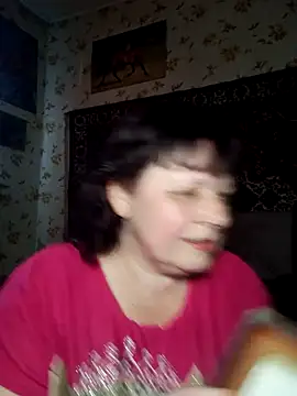 Snapshot of AuroKaria chatting on April 2026 12:28:01 PM AuroKaria online show from April 2026 12:28:01 PM