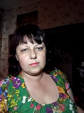 Snapshot of AuroKaria chatting on April 2026 09:57:01 AM AuroKaria online show from April 2026 09:57:01 AM