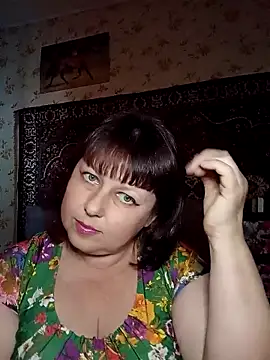 Snapshot of AuroKaria chatting on April 2026 02:37:01 PM AuroKaria online show from April 2026 02:37:01 PM