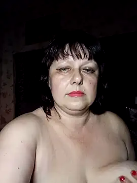 Snapshot of AuroKaria chatting on April 2026 03:19:01 PM AuroKaria online show from April 2026 03:19:01 PM