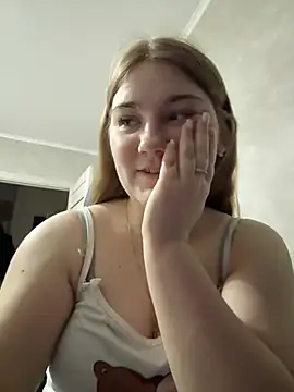 Flowers454 online show from April 2026 11:56:01 PM