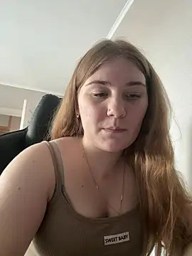 Flowers454 online show from April 2026 10:50:01 AM