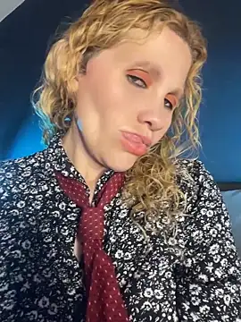 EvangelineLove  online show from May 2026 07:28:02 PM