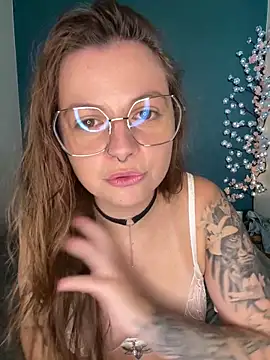 Snapshot of luskydream chatting on June 2026 10:04:02 AM luskydream online show from June 2026 10:04:02 AM
