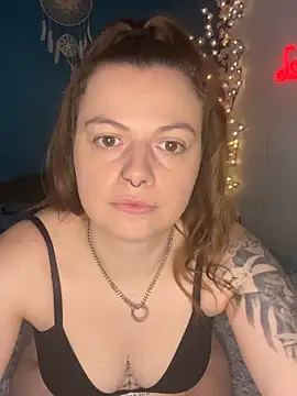 luskydream online show from May 2026 03:03:02 PM