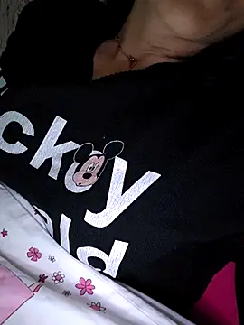 sara 41 online show from April 2026 05:42:02 AM