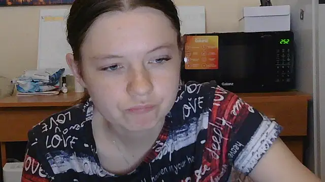 Snapshot of JessicaHolland1 chatting on July 2026 06:19:02 PM JessicaHolland1 online show from July 2026 06:19:02 PM