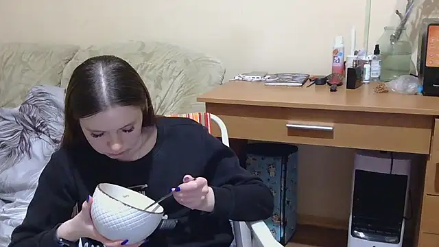 JessicaHolland1 online show from May 2026 08:36:01 PM