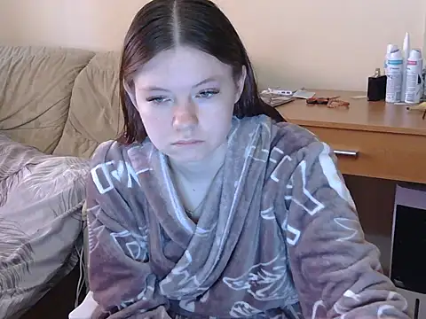 JessicaHolland1 online show from May 2026 06:16:01 AM