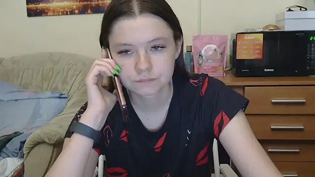 JessicaHolland1 online show from May 2026 05:51:01 PM