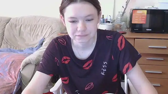 JessicaHolland1 online show from May 2026 09:18:02 AM