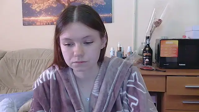 JessicaHolland1 online show from May 2026 05:25:02 AM
