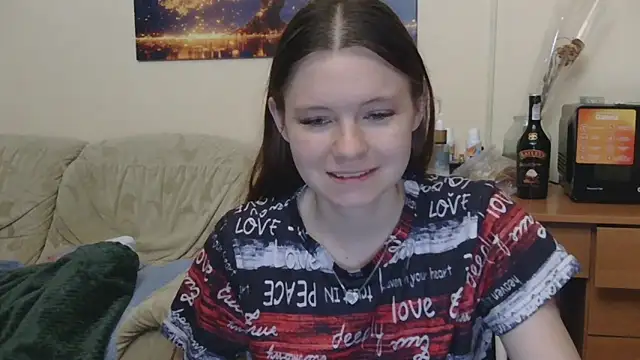 JessicaHolland1 online show from May 2026 07:18:01 PM