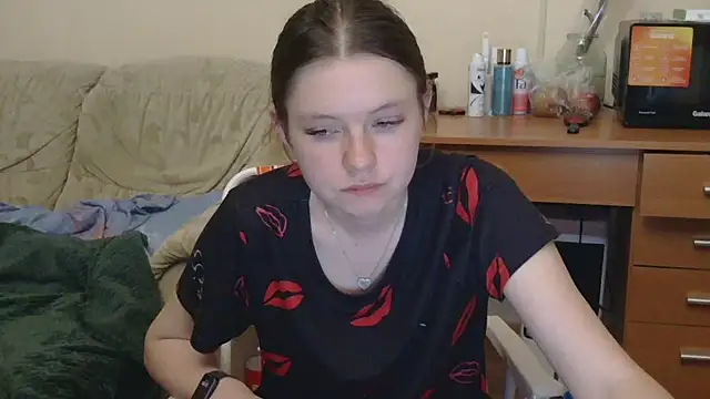 JessicaHolland1 online show from May 2026 07:10:02 PM